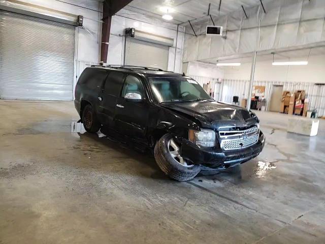 2007 Chevrolet Suburban K1500 VIN: 3GNFK16367G208862 Lot: 83831825