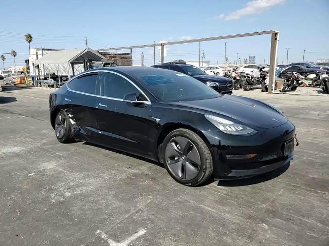 2018 Tesla Model 3 VIN: 5YJ3E1EA2JF152080 Lot: 71893925