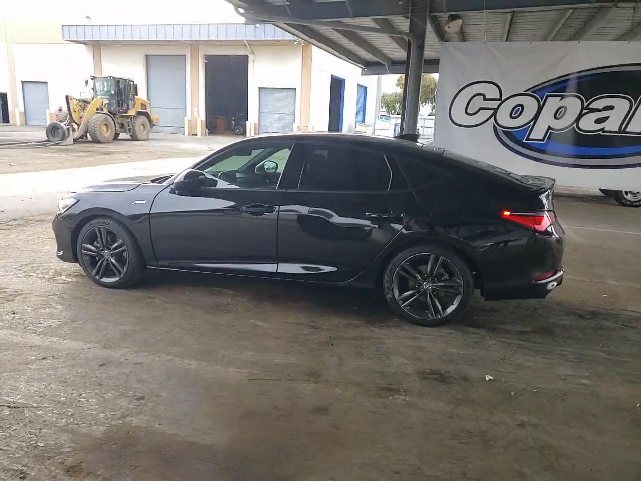 Фото: 19UDE4H37RA029528