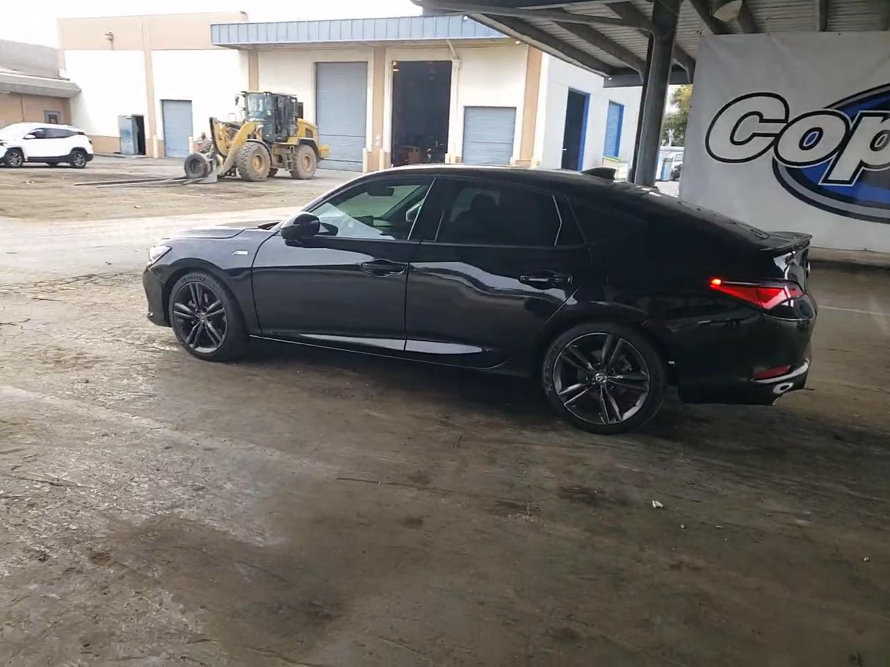 Фото: 19UDE4H37RA029528