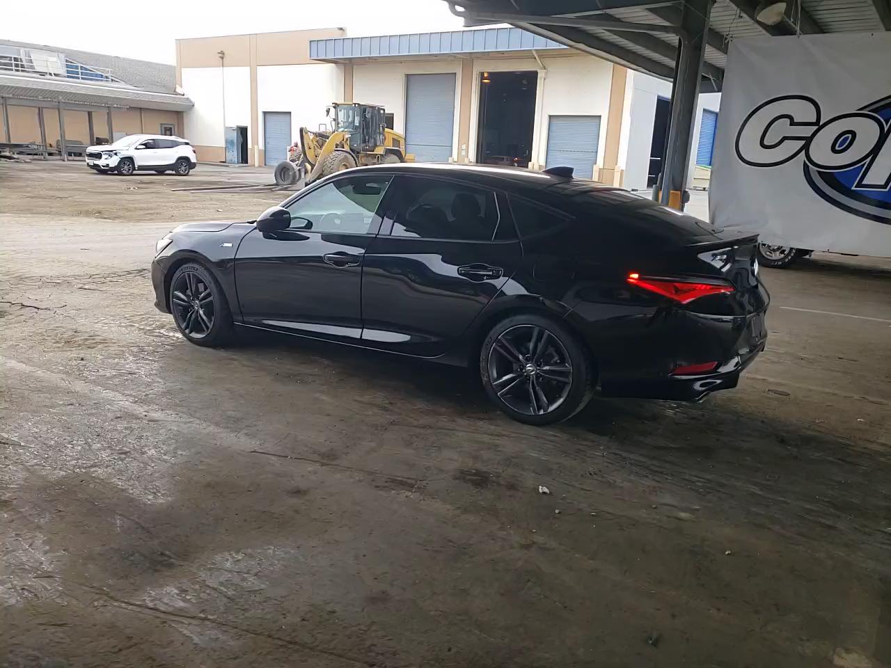 Фото: 19UDE4H37RA029528