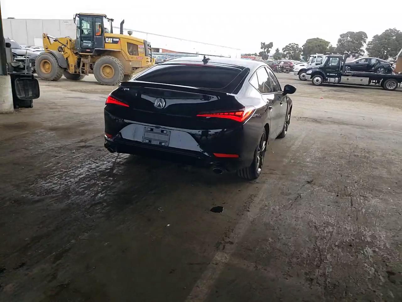 Фото: 19UDE4H37RA029528