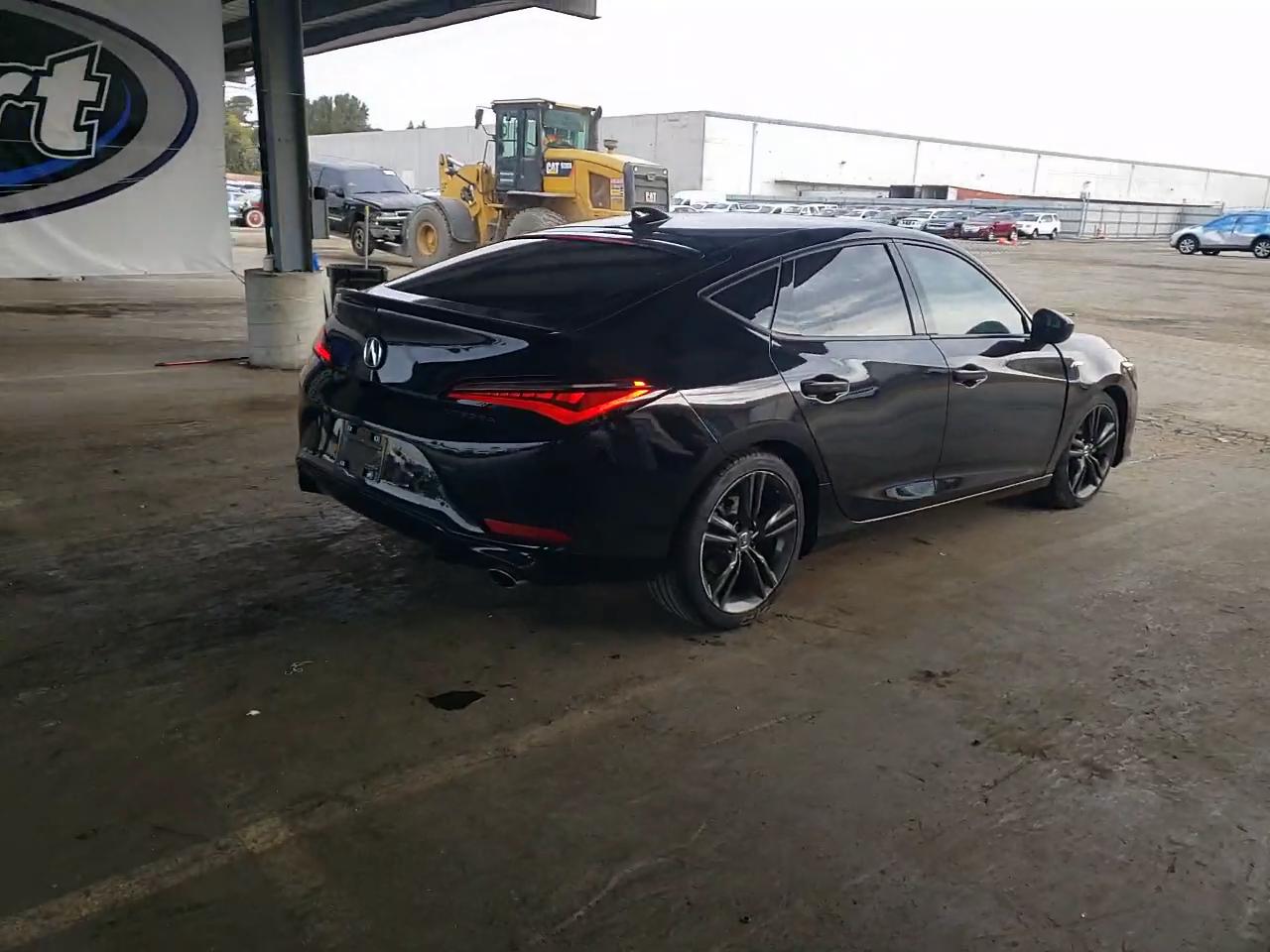 Фото: 19UDE4H37RA029528