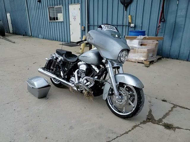 2014 Harley-Davidson Flhx Street Glide VIN: 1HD1KBM16EB601100 Lot: 71834085
