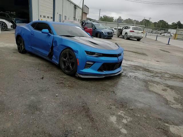 2017 Chevrolet Camaro Ss VIN: 1G1FH1R72H0166128 Lot: 82137495