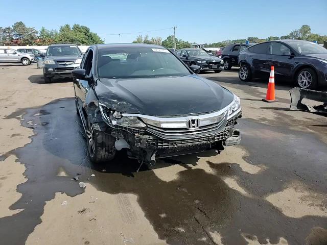 2016 Honda Accord Sport VIN: 1HGCR2F52GA023979 Lot: 82121405