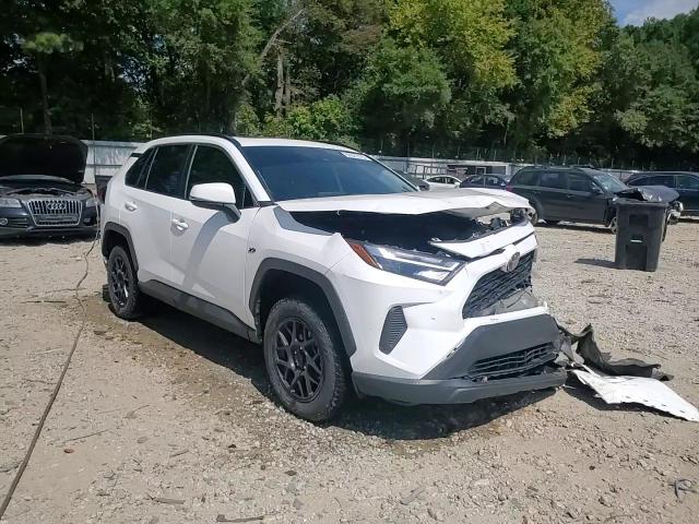 2022 Toyota Rav4 Xle VIN: 2T3W1RFV3NC197233 Lot: 81189925