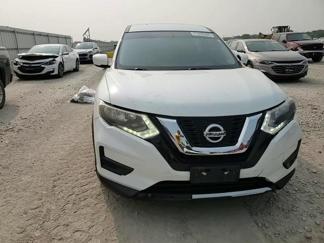 2017 Nissan Rogue S VIN: KNMAT2MV2HP528400 Lot: 71226365