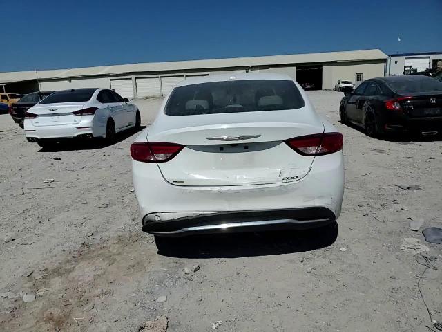 2015 Chrysler 200 Limited VIN: 1C3CCCAB2FN674821 Lot: 81326055