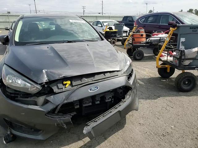 2015 Ford Focus Se VIN: 1FADP3K25FL310963 Lot: 81724395