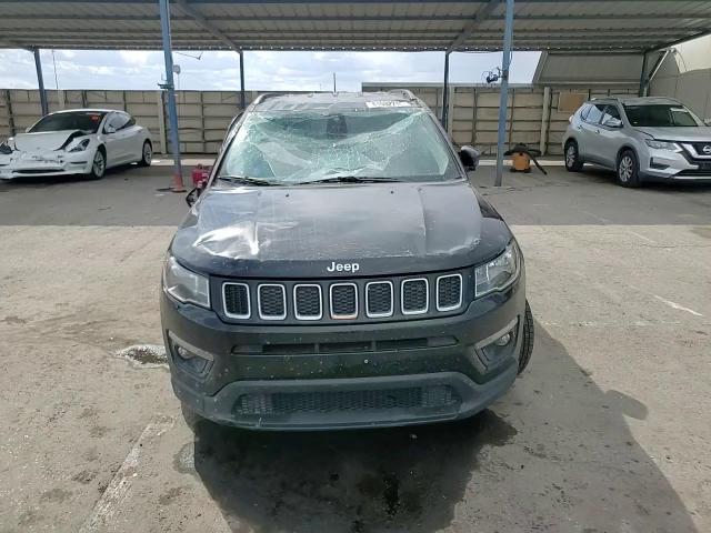 2018 Jeep Compass Latitude VIN: 3C4NJDBB9JT179362 Lot: 81092215