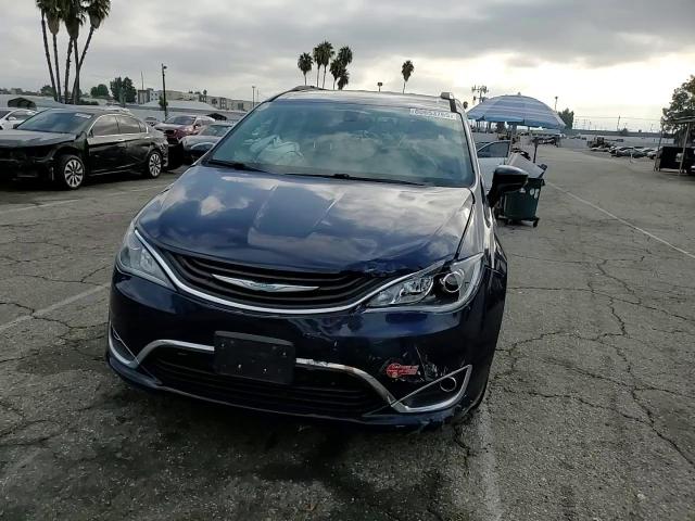 2018 Chrysler Pacifica Hybrid Touring L VIN: 2C4RC1L75JR248216 Lot: 80653765