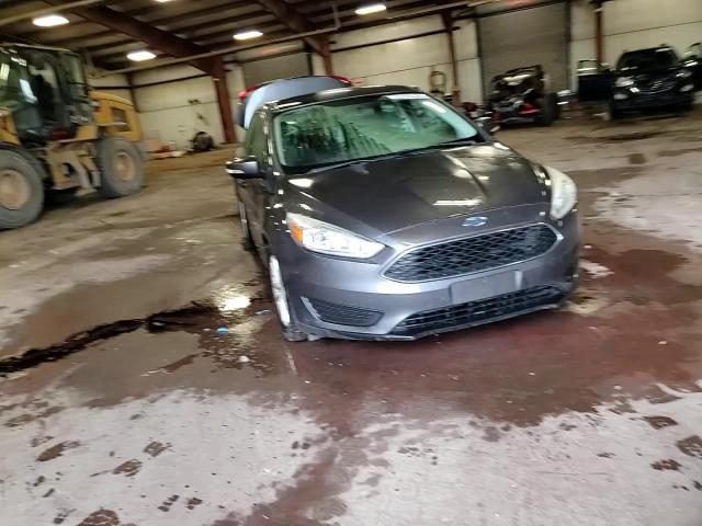 2016 Ford Focus Se VIN: 1FADP3F27GL359691 Lot: 82056305