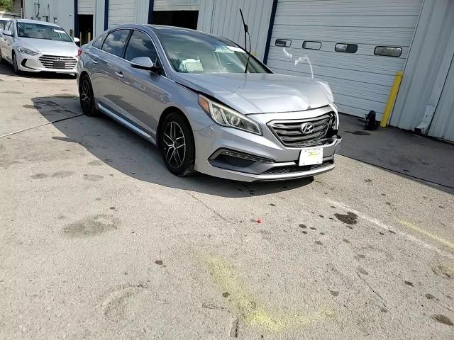 2016 Hyundai Sonata Sport VIN: 5NPE34AF8GH301605 Lot: 82050355