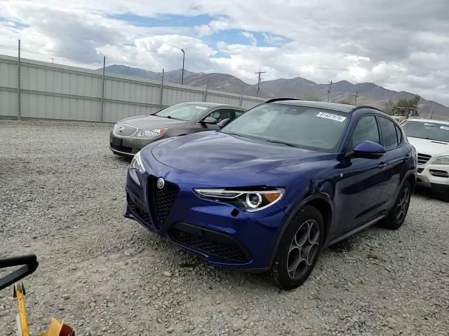 2022 Alfa Romeo Stelvio Ti VIN: ZASPAKBN1N7D41753 Lot: 81437575