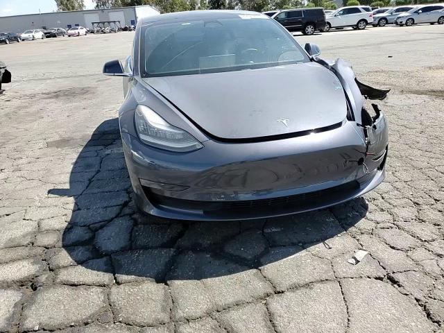 2019 Tesla Model 3 VIN: 5YJ3E1EA4KF426963 Lot: 72047155