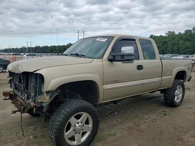 2004 GMC Sierra K2500 Heavy Duty VIN: 1GTHK29U54E325542 Lot: 81564355