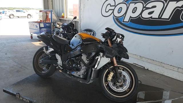 2013 Suzuki Gsx1300 Ra VIN: JS1GX72B2D2101112 Lot: 84026675