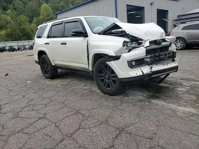 2019 Toyota 4Runner Sr5/Sr5 Premium VIN: JTEBU5JR9K5696379 Lot: 83998735