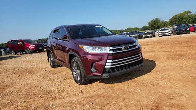 2019 Toyota Highlander Se VIN: 5TDKZRFH6KS294410 Lot: 71647475