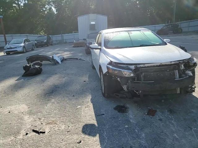 2018 Chevrolet Malibu Lt VIN: 1G1ZD5ST6JF137371 Lot: 70380625