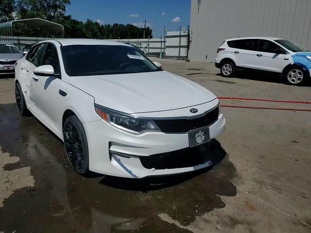 2017 Kia Optima Lx VIN: 5XXGT4L31HG162863 Lot: 81035385