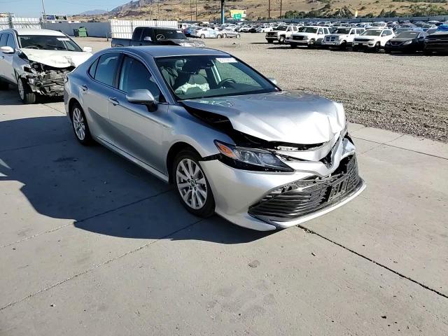2020 Toyota Camry Le VIN: 4T1C11AK9LU871343 Lot: 86288005