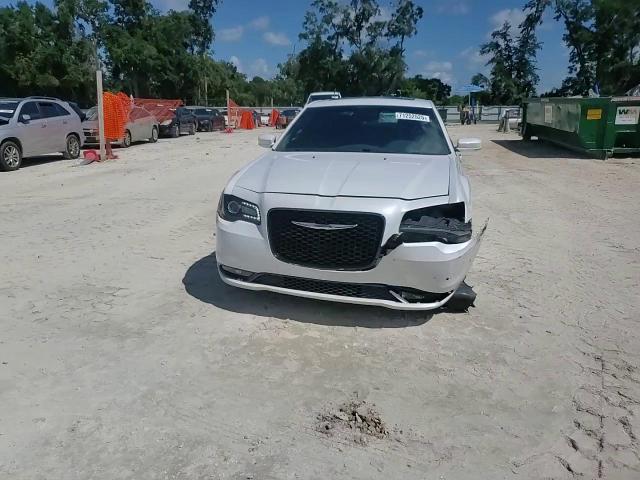 2015 Chrysler 300 S VIN: 2C3CCABG5FH803142 Lot: 71252525