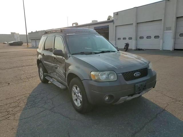 2005 Ford Escape Xlt VIN: 1FMYU93145KA93578 Lot: 71261465