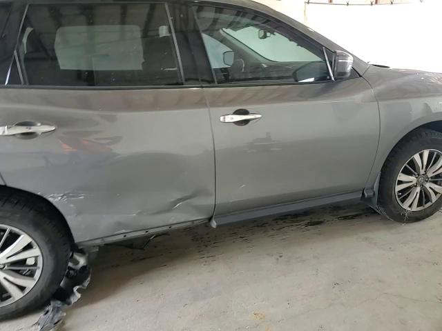2018 Nissan Pathfinder S VIN: 5N1DR2MN2JC631725 Lot: 81073065