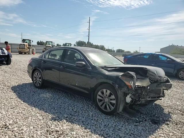 2011 Honda Accord Exl VIN: 1HGCP2F82BA100374 Lot: 84230185