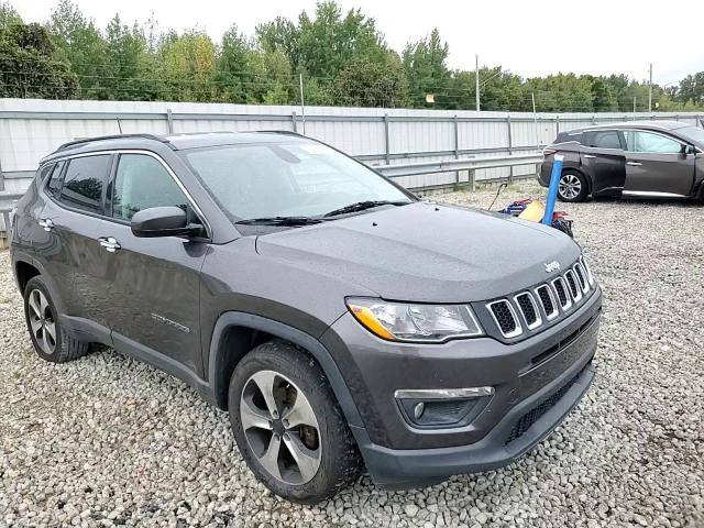 2018 Jeep Compass Latitude VIN: 3C4NJDBB3JT168180 Lot: 70497715