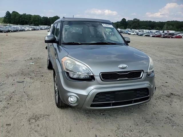 2013 Kia Soul + VIN: KNDJT2A65D7604036 Lot: 81462475