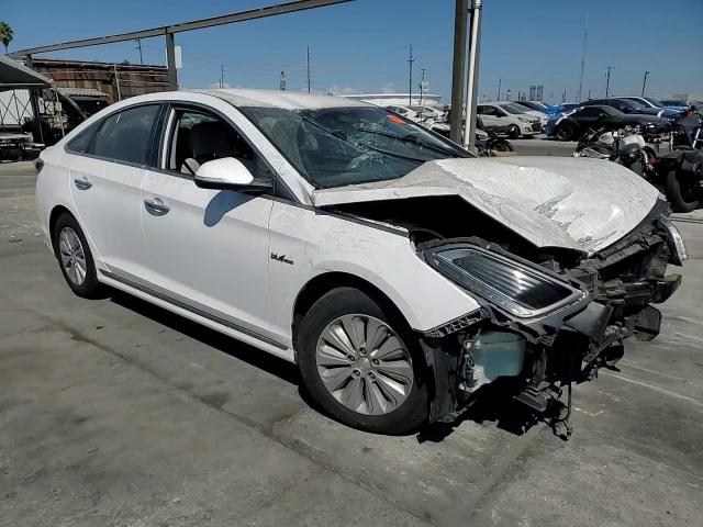 2017 Hyundai Sonata Hybrid VIN: KMHE24L35HA063254 Lot: 80963165
