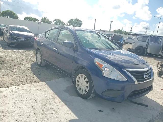 2018 Nissan Versa S VIN: 3N1CN7AP5JL870840 Lot: 81764215