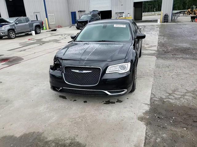 2016 Chrysler 300 Limited VIN: 2C3CCAAG6GH234109 Lot: 84352175