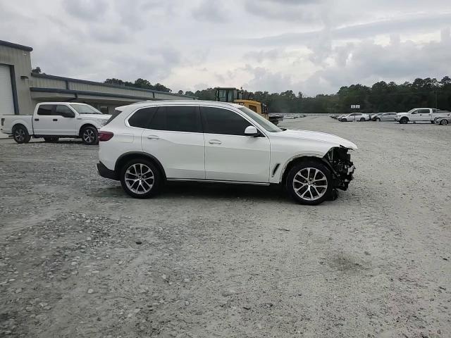 2021 BMW X5 Sdrive 40I VIN: 5UXCR4C07M9E95399 Lot: 83820855