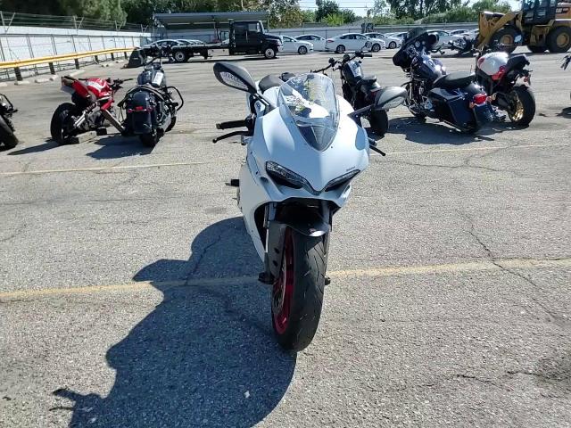 2017 Ducati Superbike 959 Panigale VIN: ZDM14B1W2HB004210 Lot: 81636485