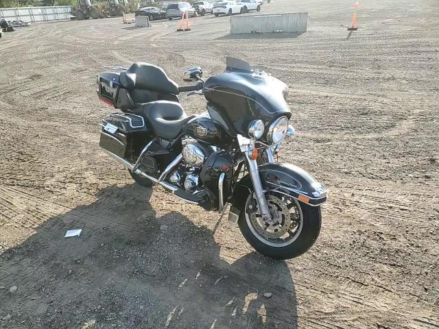 2008 Harley-Davidson Flhtcui VIN: 1HD1FC4108Y688293 Lot: 71783125