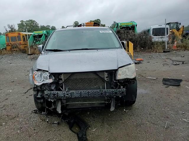 2015 Chrysler Town & Country Touring VIN: 2C4RC1BG5FR520157 Lot: 82000295