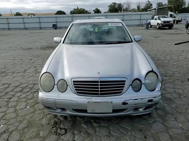 2000 Mercedes-Benz E 320 VIN: WDBJF65J6YB098733 Lot: 80508845