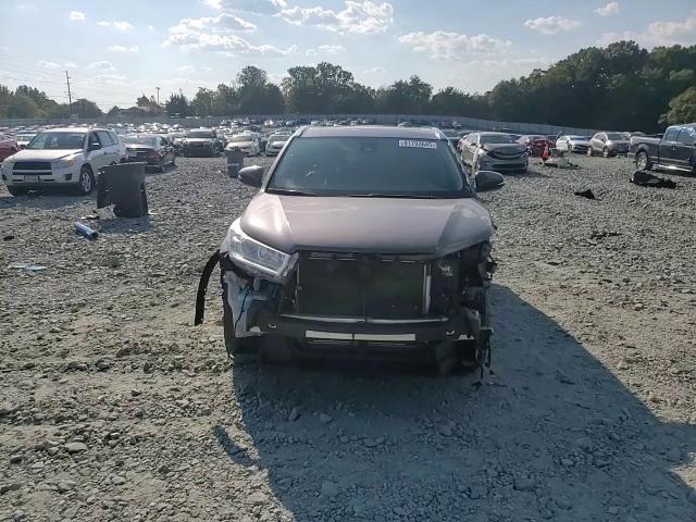 2019 Toyota Highlander Se VIN: 5TDJZRFHXKS582247 Lot: 81703645