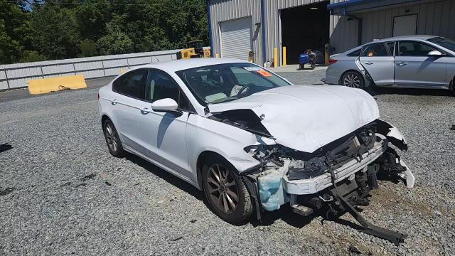 2017 Ford Fusion Se VIN: 3FA6P0H78HR198447 Lot: 80141155