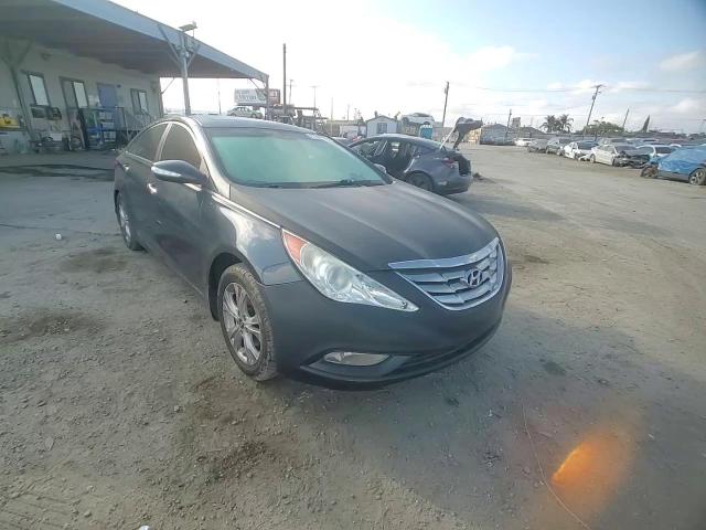 2013 Hyundai Sonata Se VIN: 5NPEC4AC9DH656042 Lot: 81861915