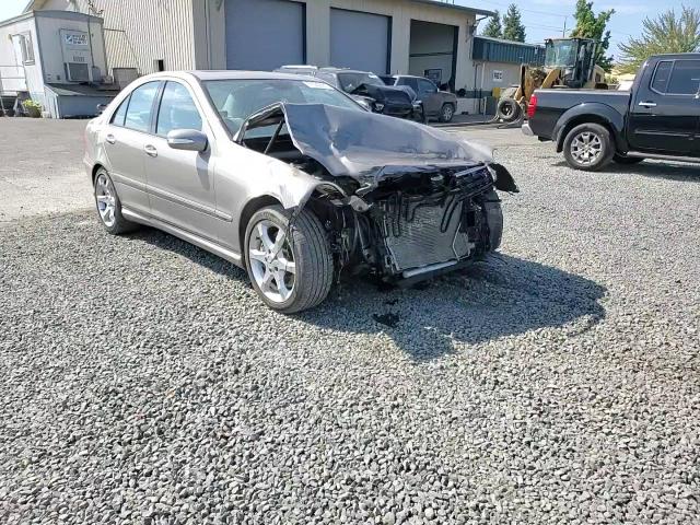 2007 Mercedes-Benz C 230 VIN: WDBRF52HX7F902926 Lot: 71530585