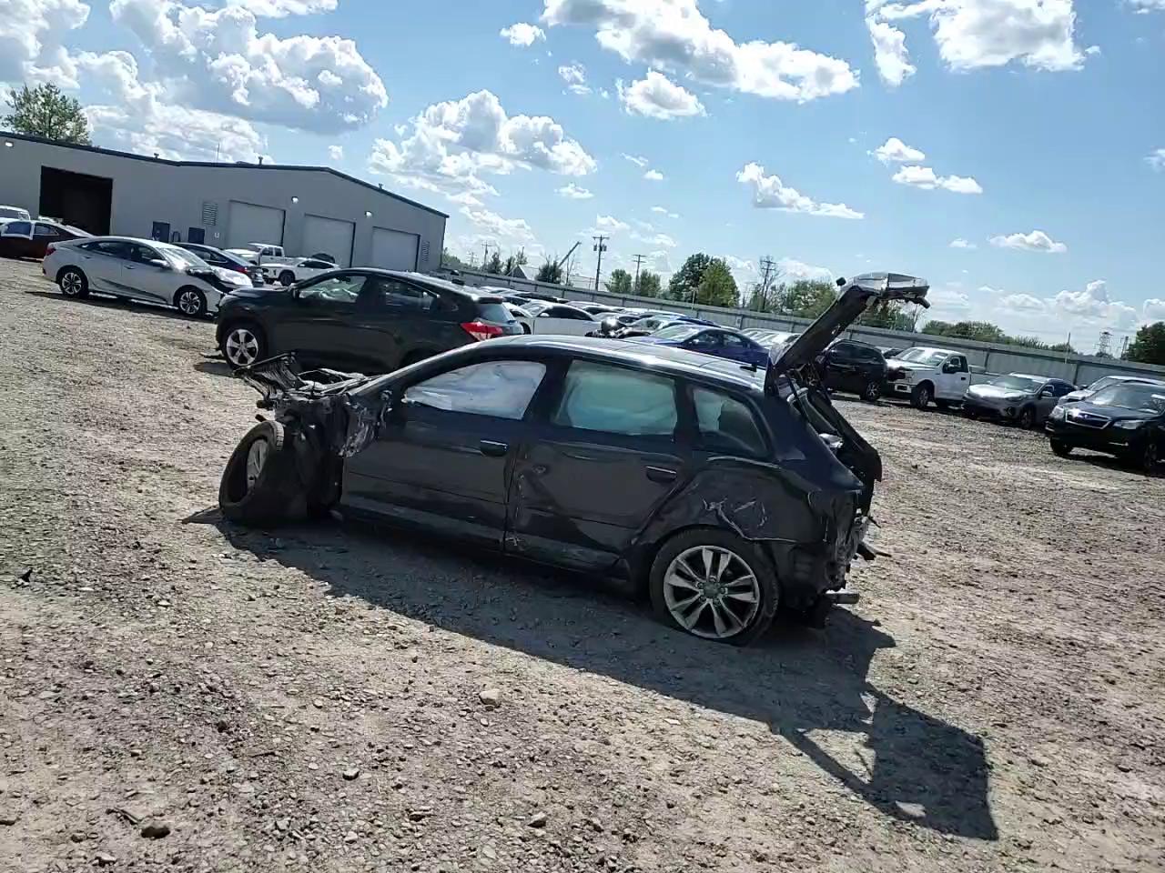 Фото: WAUBJAFMXCA089514