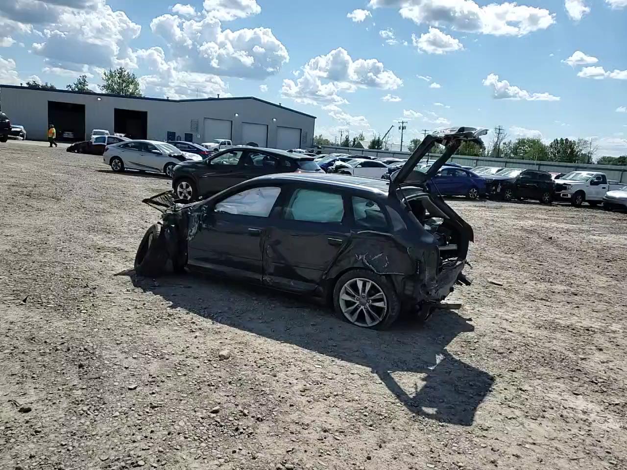 Фото: WAUBJAFMXCA089514