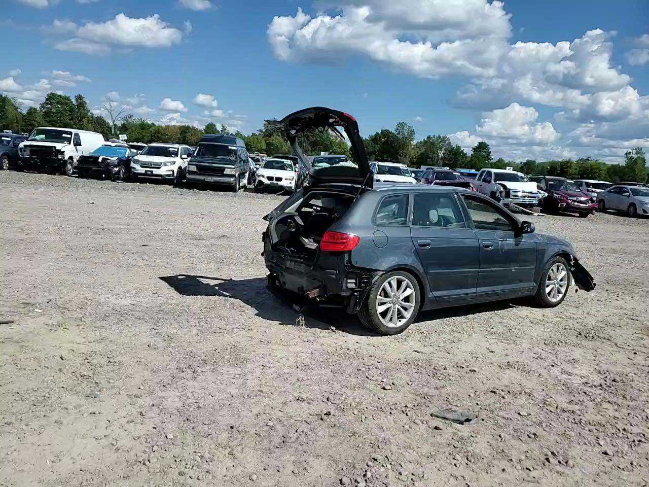 Фото: WAUBJAFMXCA089514