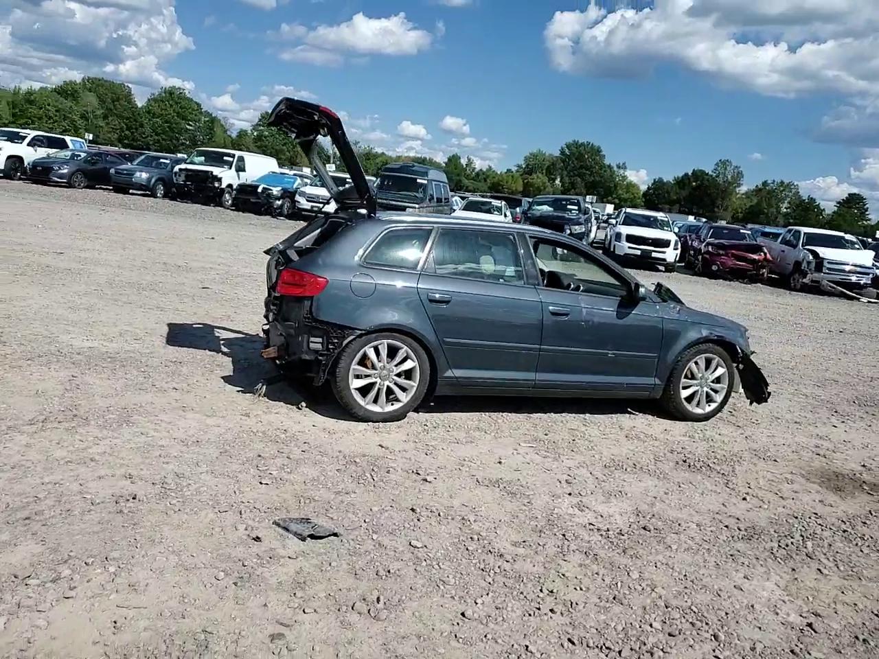 Фото: WAUBJAFMXCA089514