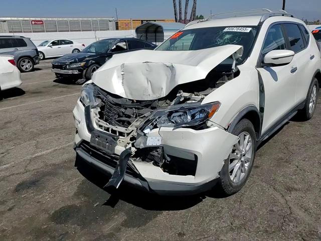 2018 Nissan Rogue S VIN: KNMAT2MT0JP599745 Lot: 80678455